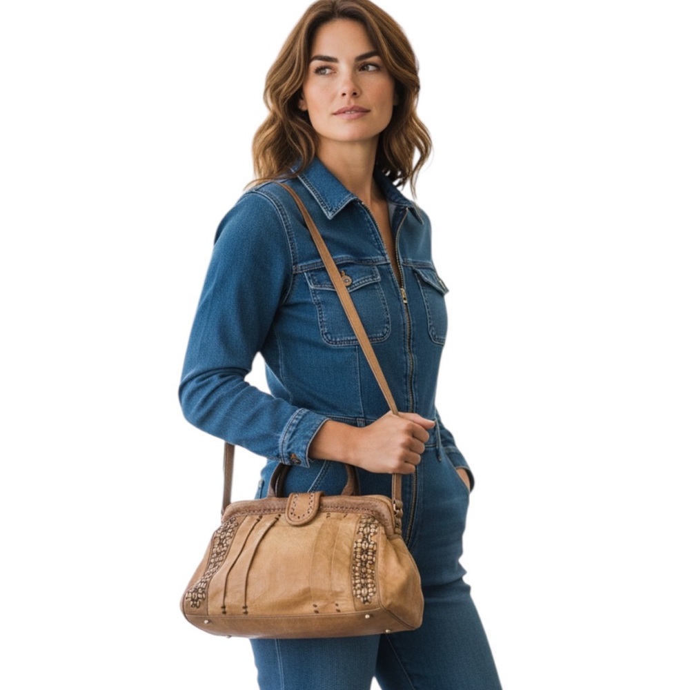 ISABELLA FIORE LEATHER STUDED TAN BROWN SATCHEL HANDBAG POCKETBOOK VINTAGE